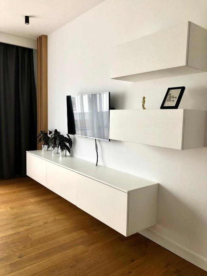 Apartaments Airport Okecie Premium 바르샤바 외부 사진