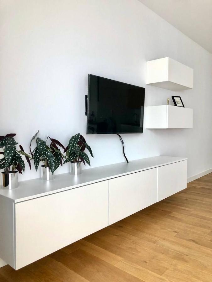 Apartaments Airport Okecie Premium 바르샤바 외부 사진