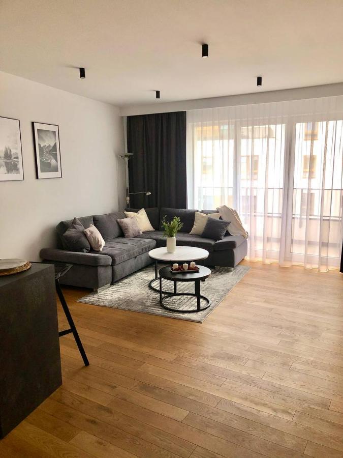 Apartaments Airport Okecie Premium 바르샤바 외부 사진