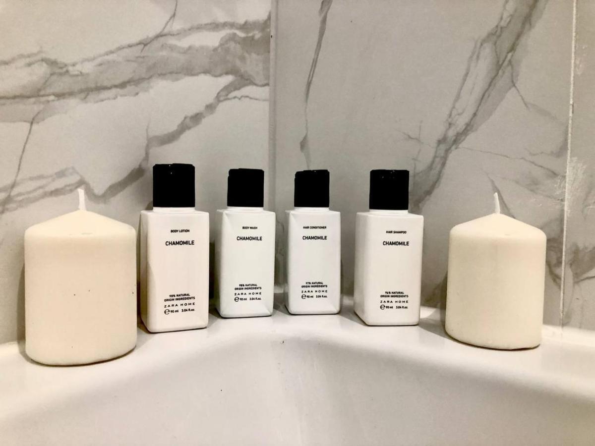 Apartaments Airport Okecie Premium 바르샤바 외부 사진